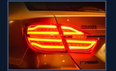 Toyota Camry V50 (14-17) фонари задние светодиодные красно-белые